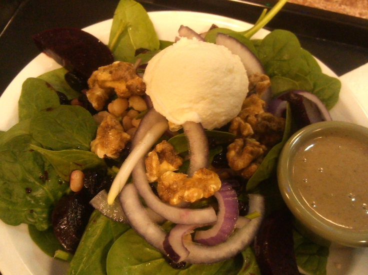 The Clean Plate's spinach salad.